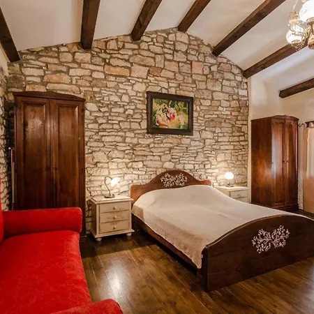 Joans Cottage Bokordici