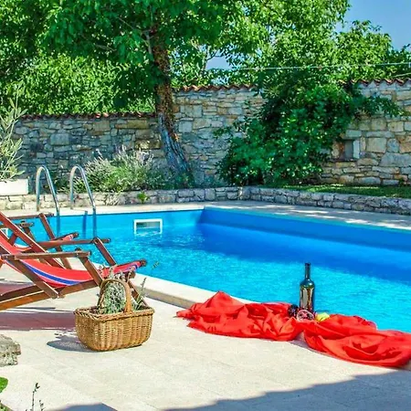 Joans Cottage Villa